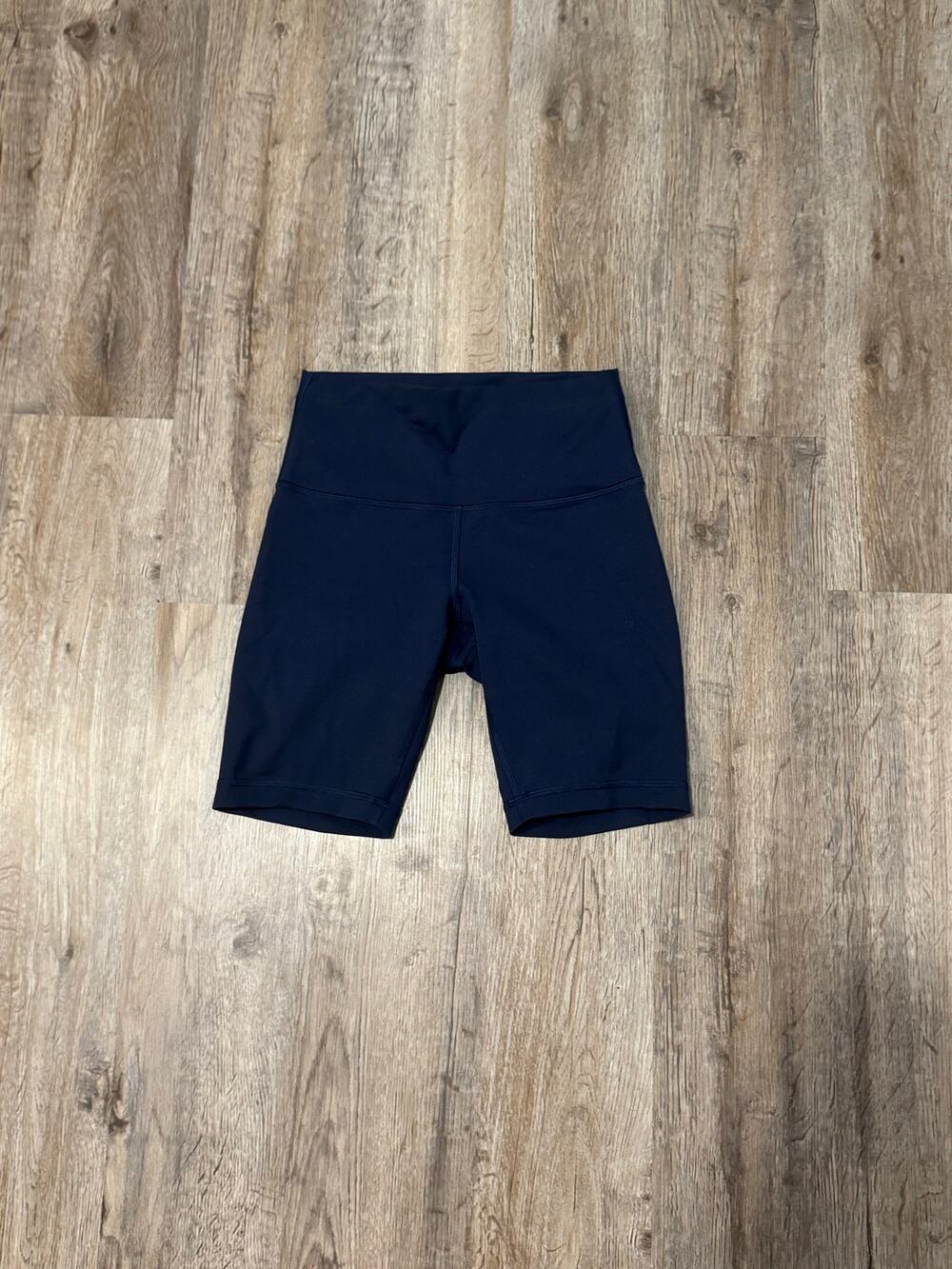 Lululemon Women’s Wunder Train High Rise Short Size 6